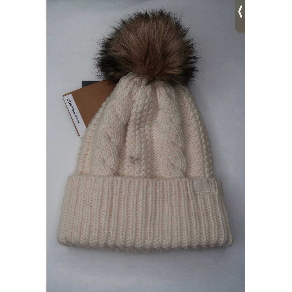 The North Face Oh Mega Fur Pom Beanie Cream Cable Knit‎ Women's Neutral NWT